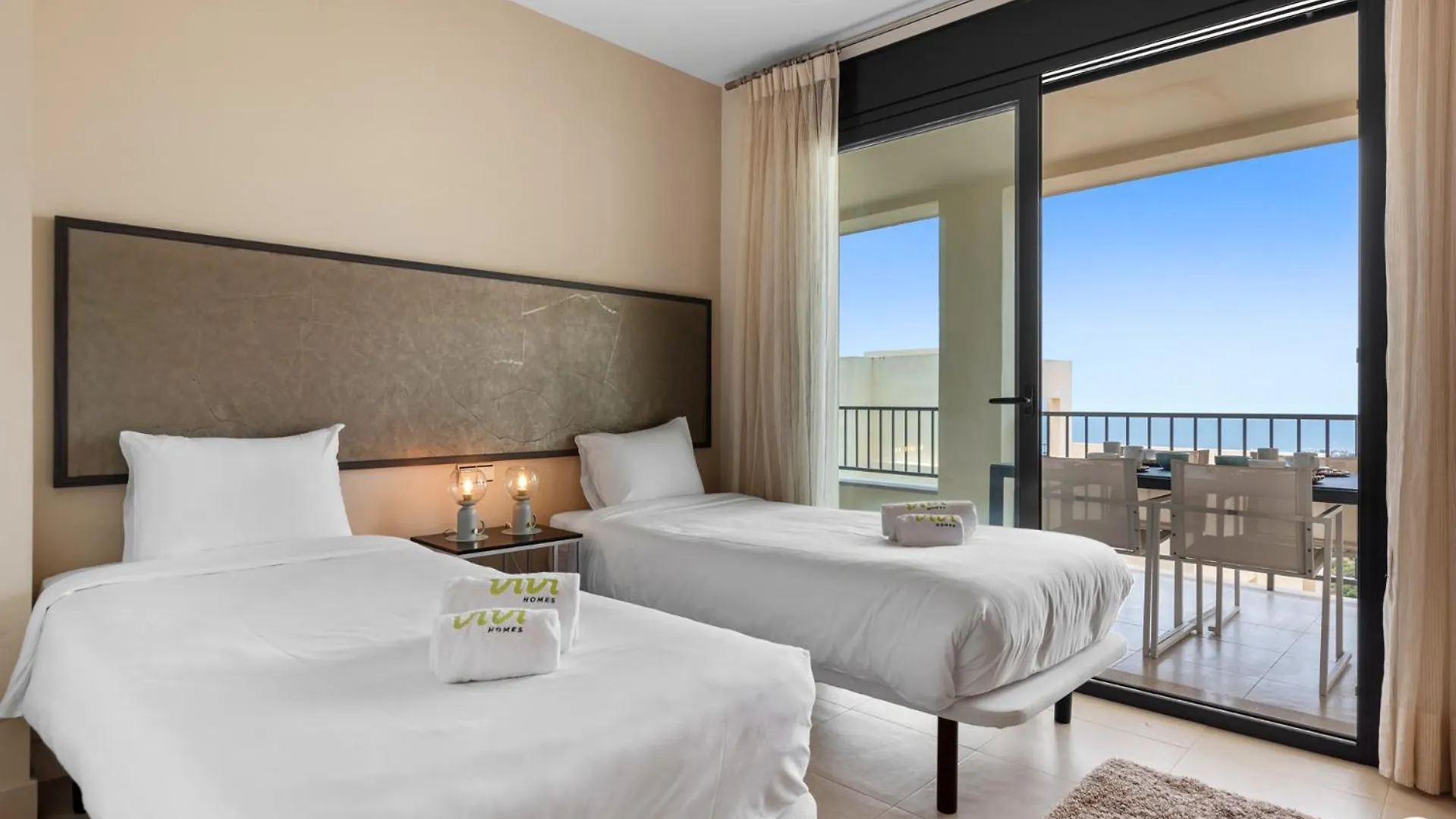 Vivi Homes - Elisa Pool, Gym & Sea View Marbella 0*,